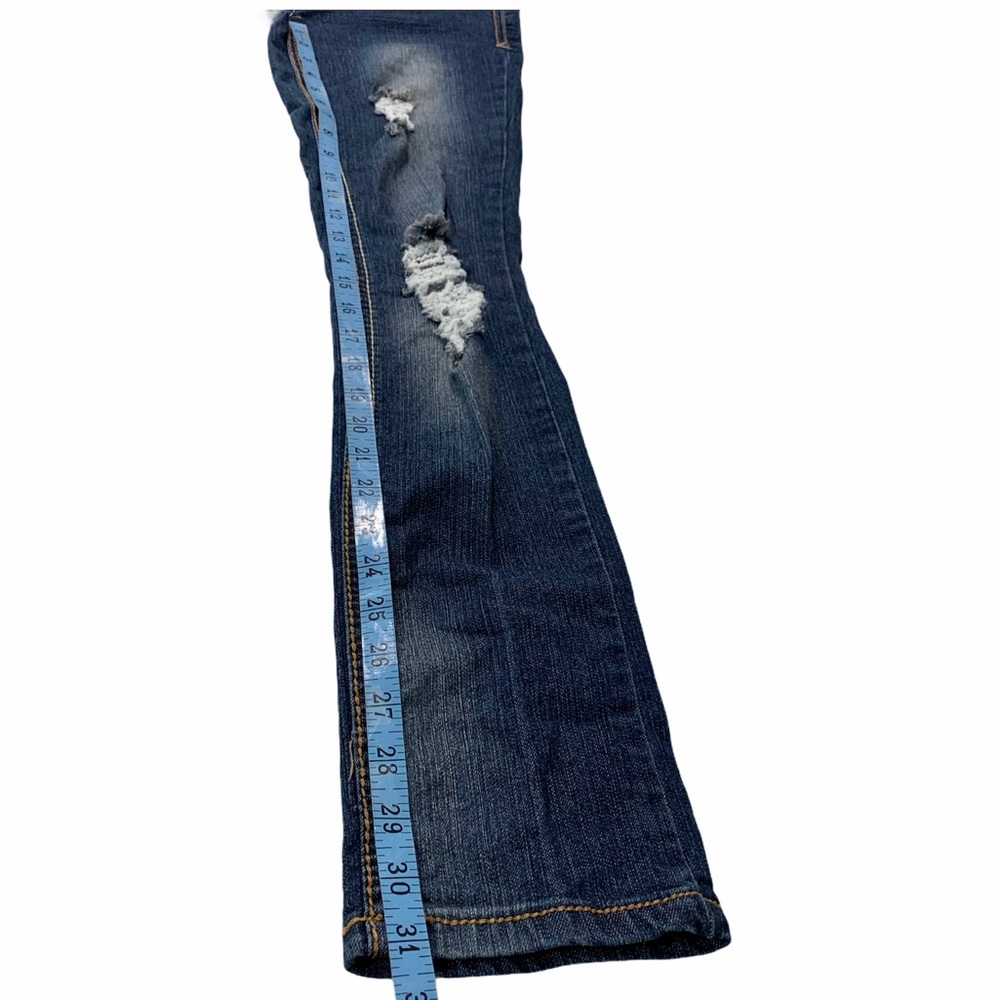 TWENTY-ONE BLACK Jeans by Rue21 Gem Distressed denim - Picture 8 of 13